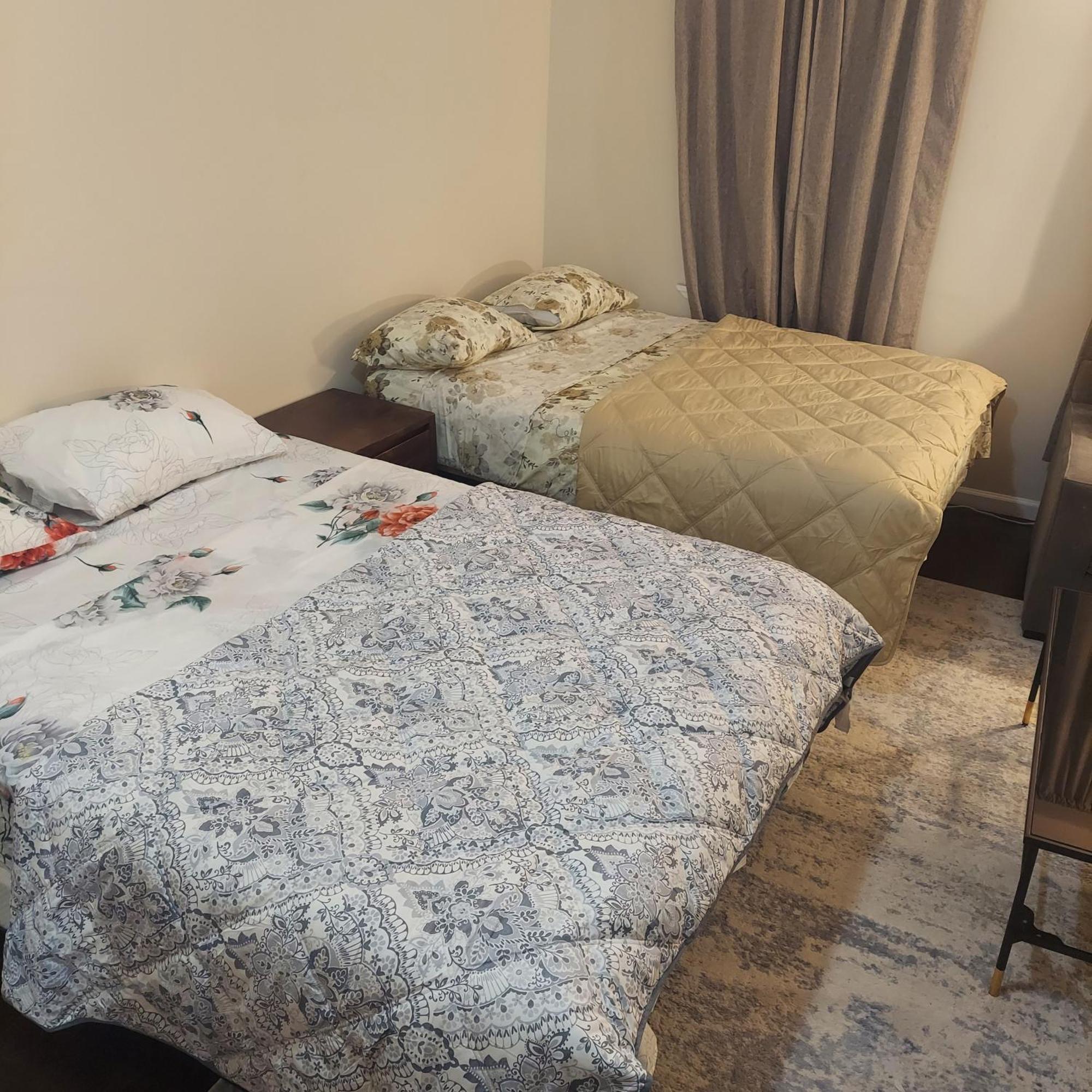 Double Queen Room 6 Minutes Walk To Penn Station Nyc Ewr Jersey City Esterno foto